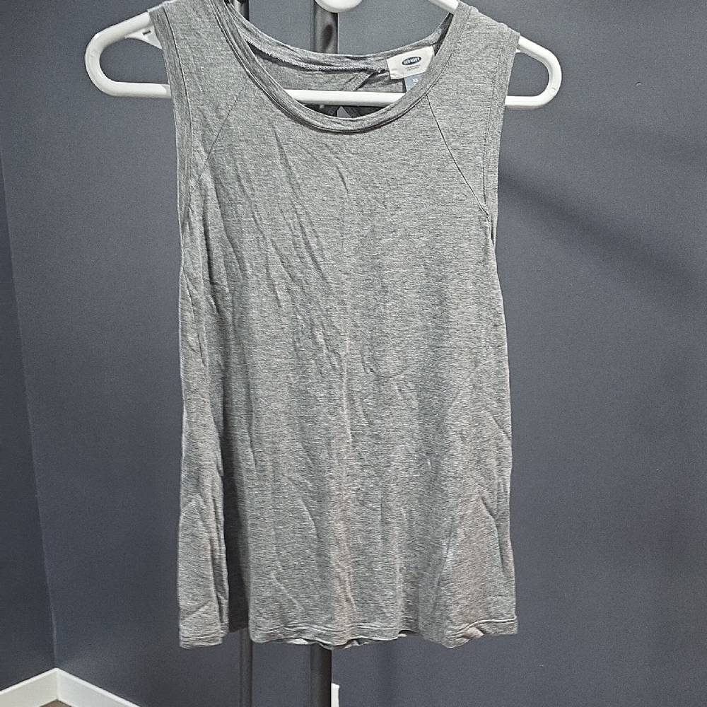 Old Navy Gray Sleeveless Tank Top Relaxed Fit
